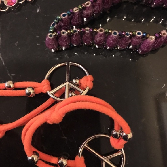 Bracelets - Picture 4 of 5